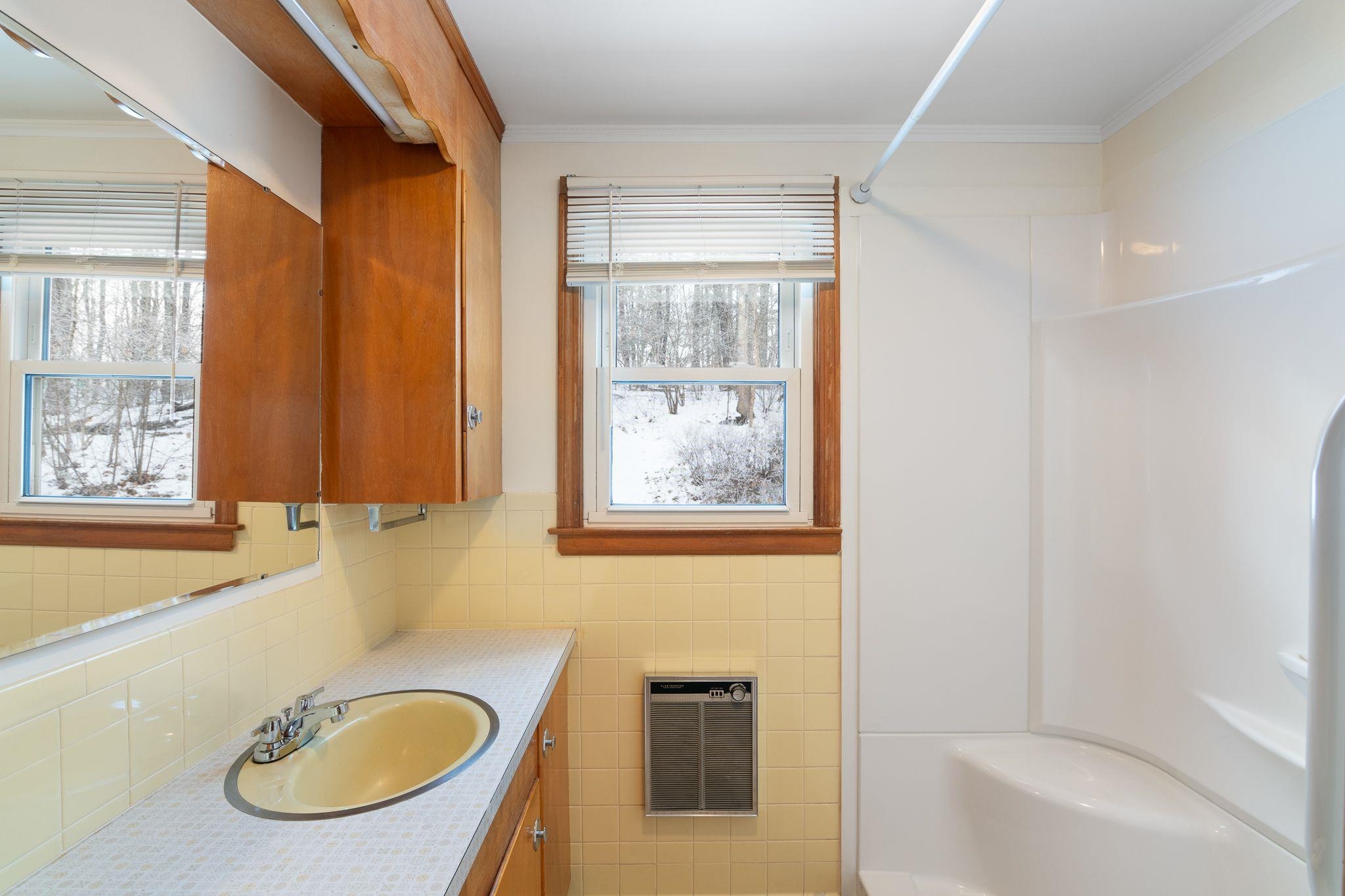 39 Atwood Street Brattleboro, VT 05301 - Photo 12 of 16