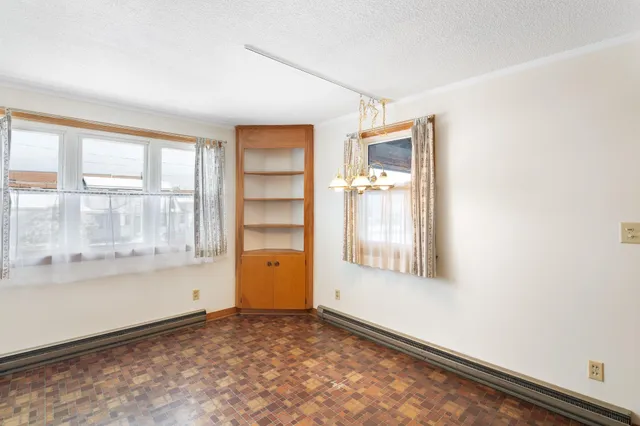 $353,900 | 39 Atwood Street, Brattleboro, VT 05301