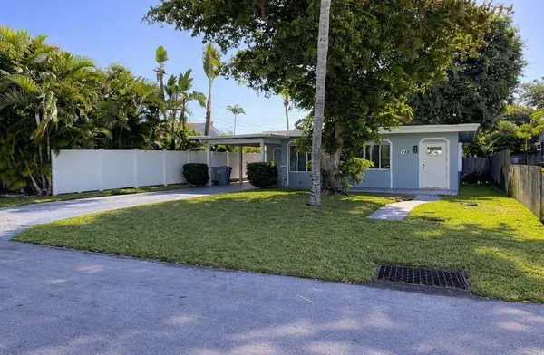 $2,950 | 712 Northeast 10th Avenue, Pompano Beach, FL 33060