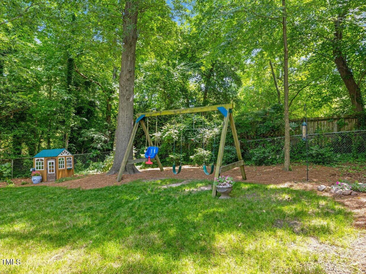 4112 Rowan Street Raleigh, NC 27609 - Photo 29 of 35 53-Backyard