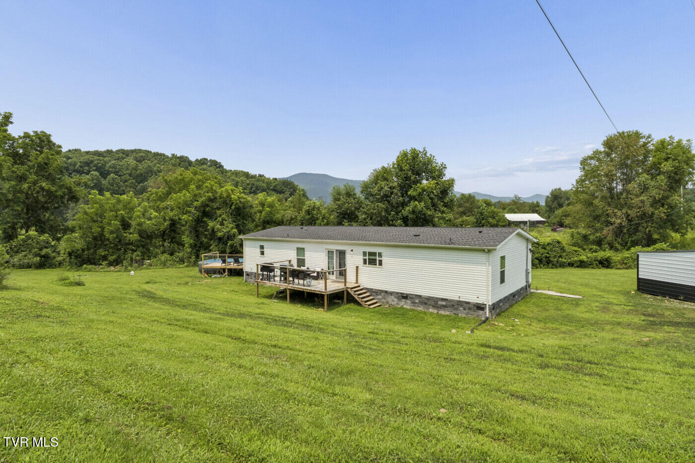 140 Jim Cable Road Elizabethton, TN 37643 - Photo 5 of 57 140 Jim Cable (35)
