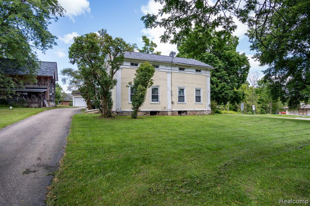 896 Milford Road Holly, MI 48442 - Photo 35 of 41 Gallery Image 35