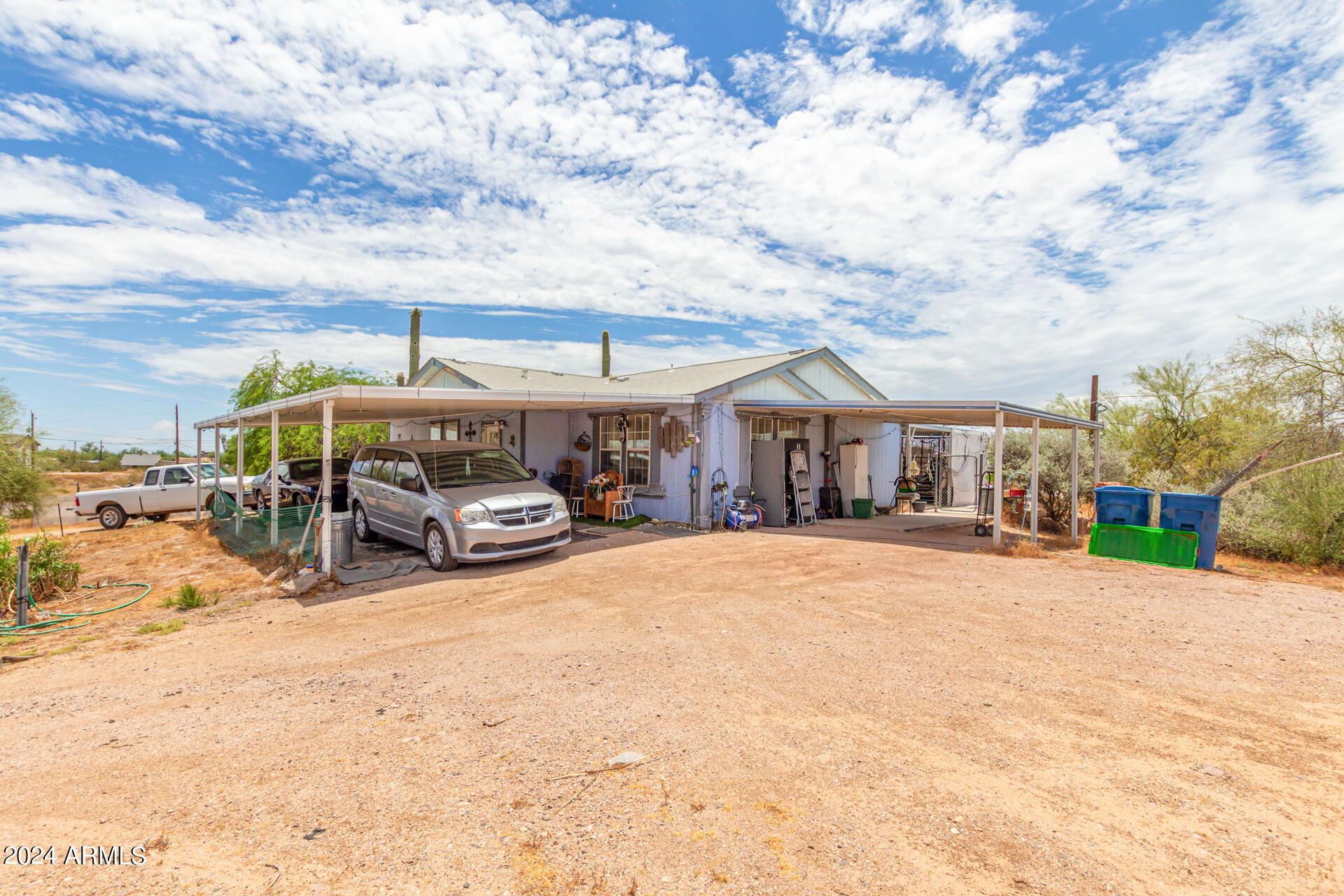 562 North Vista Road Apache Junction, AZ 85119 - Photo 3 of 25 0005-03 - Vista