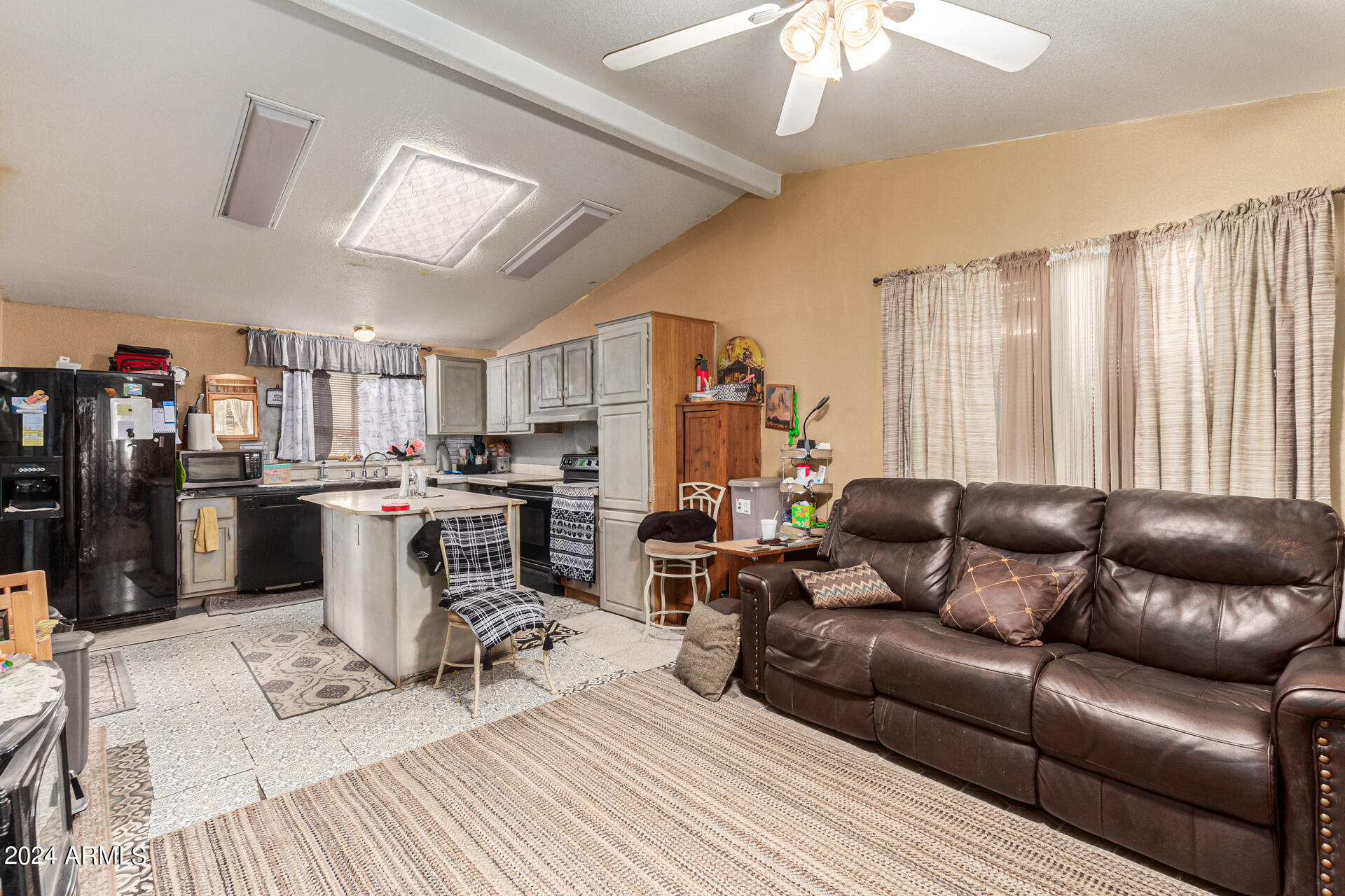 562 North Vista Road Apache Junction, AZ 85119 - Photo 8 of 25 0010-08 - Vista