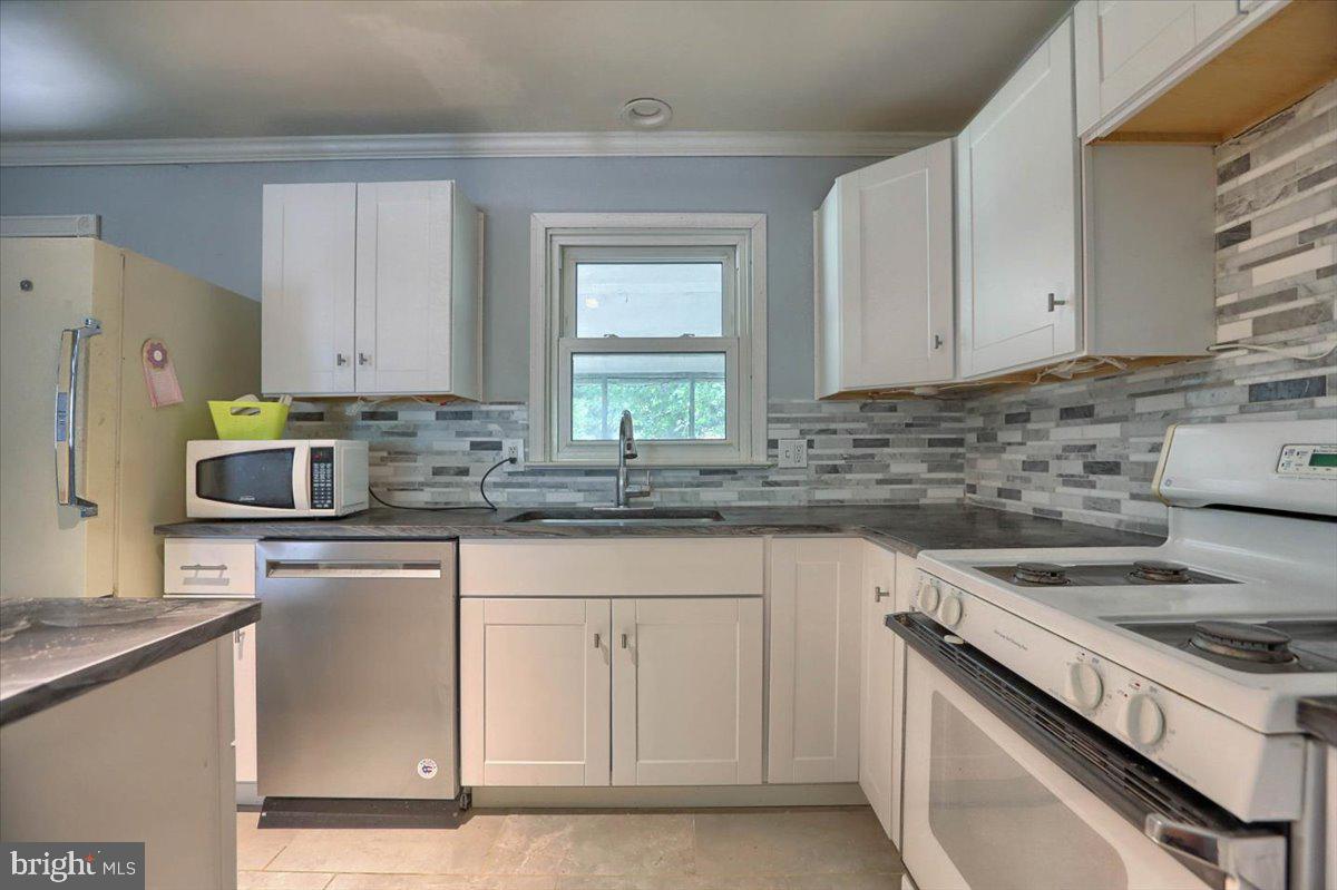 522 Blanchester Road Harrisburg, PA 17112 - Photo 10 of 17 Gallery Image 10