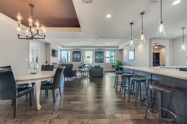 $3,850 | 1505 Elm Street, Unit 1504, Dallas, TX 75201