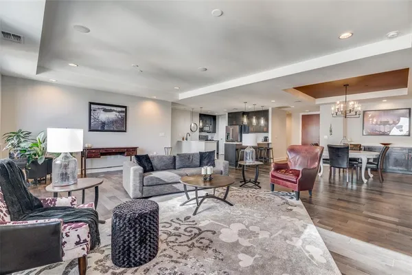 $3,850 | 1505 Elm Street, Unit 1504, Dallas, TX 75201