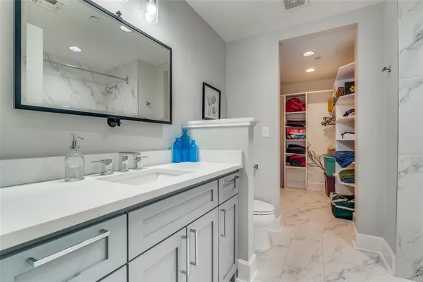 $3,850 | 1505 Elm Street, Unit 1504, Dallas, TX 75201