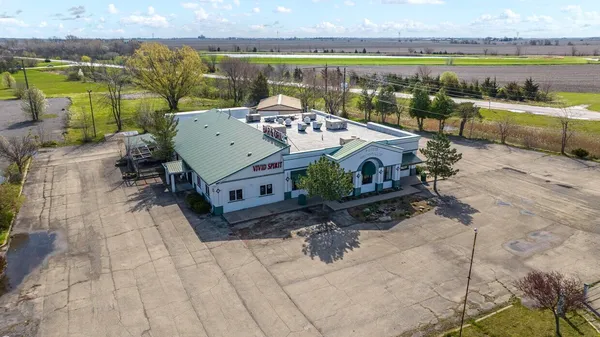 $1,200,000 | 900 North Union Street, Dwight, IL 60420