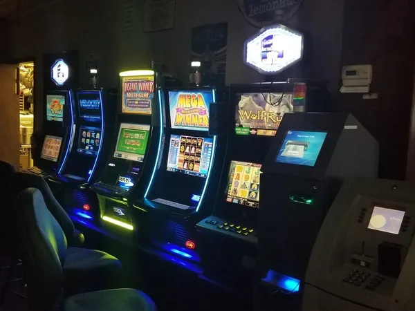 $1,200,000 | 900 North Union Street, Dwight, IL 60420