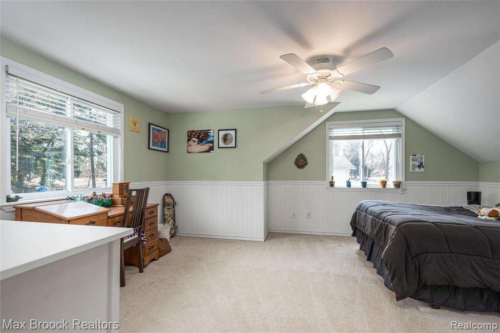1330 Merry Road Waterford, MI 48328 - Photo 16 of 32 Gallery Image 16