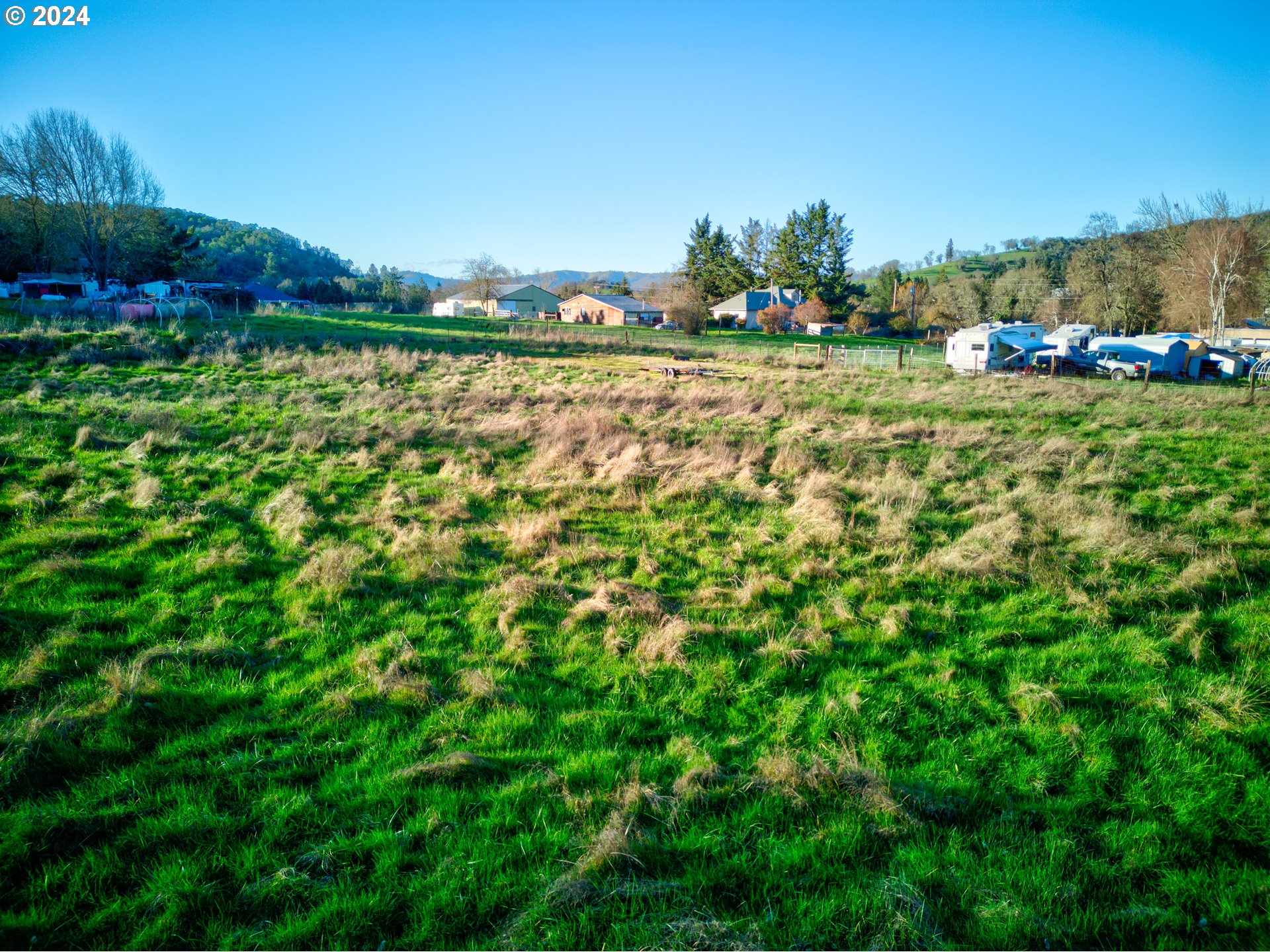 581 Glengary Loop Road Roseburg, OR 97470 - Photo 5 of 12 Gallery Image 5