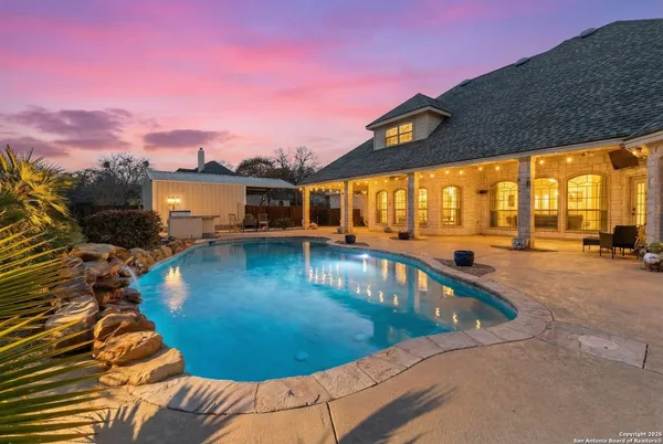 $779,500 | 140 Legacy Trail Drive, La Vernia, TX 78121