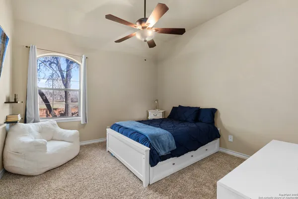 $779,500 | 140 Legacy Trail Drive, La Vernia, TX 78121