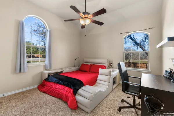 $779,500 | 140 Legacy Trail Drive, La Vernia, TX 78121