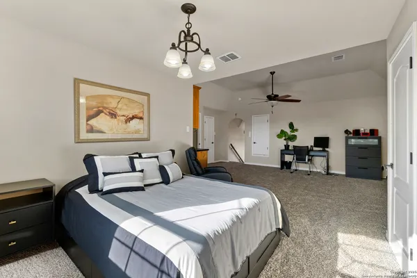 $779,500 | 140 Legacy Trail Drive, La Vernia, TX 78121