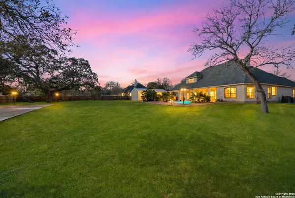 $779,500 | 140 Legacy Trail Drive, La Vernia, TX 78121