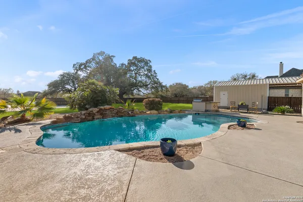 $779,500 | 140 Legacy Trail Drive, La Vernia, TX 78121