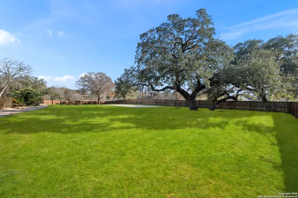 $779,500 | 140 Legacy Trail Drive, La Vernia, TX 78121