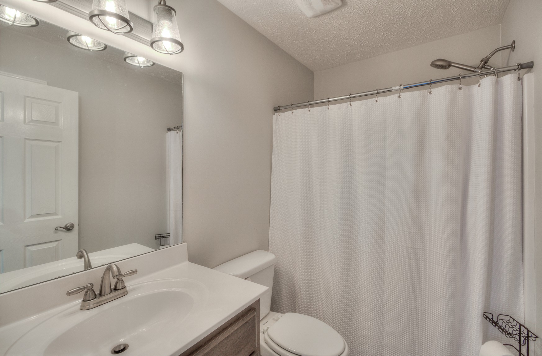 869 Jarrell Road Manchester, TN 37355 - Photo 20 of 33 a bathroom with a sink and a mirror
