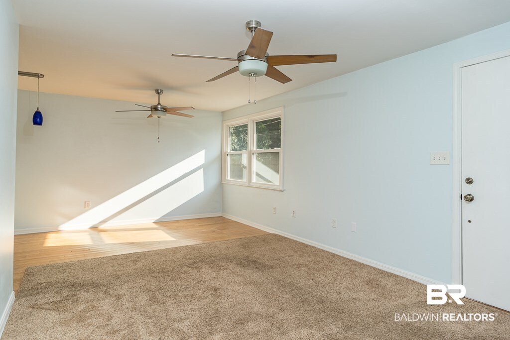405 Thornton Place Mobile, AL 36609 - Photo 3 of 16