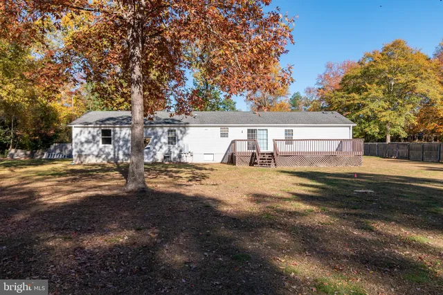 a view of a house with a outdoor space