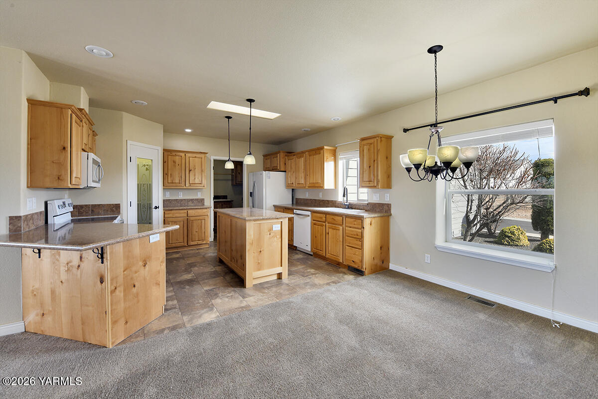 200 Bridle Way, Unit 284 Yakima, WA 98901 - Photo 4 of 16 DSC_7478