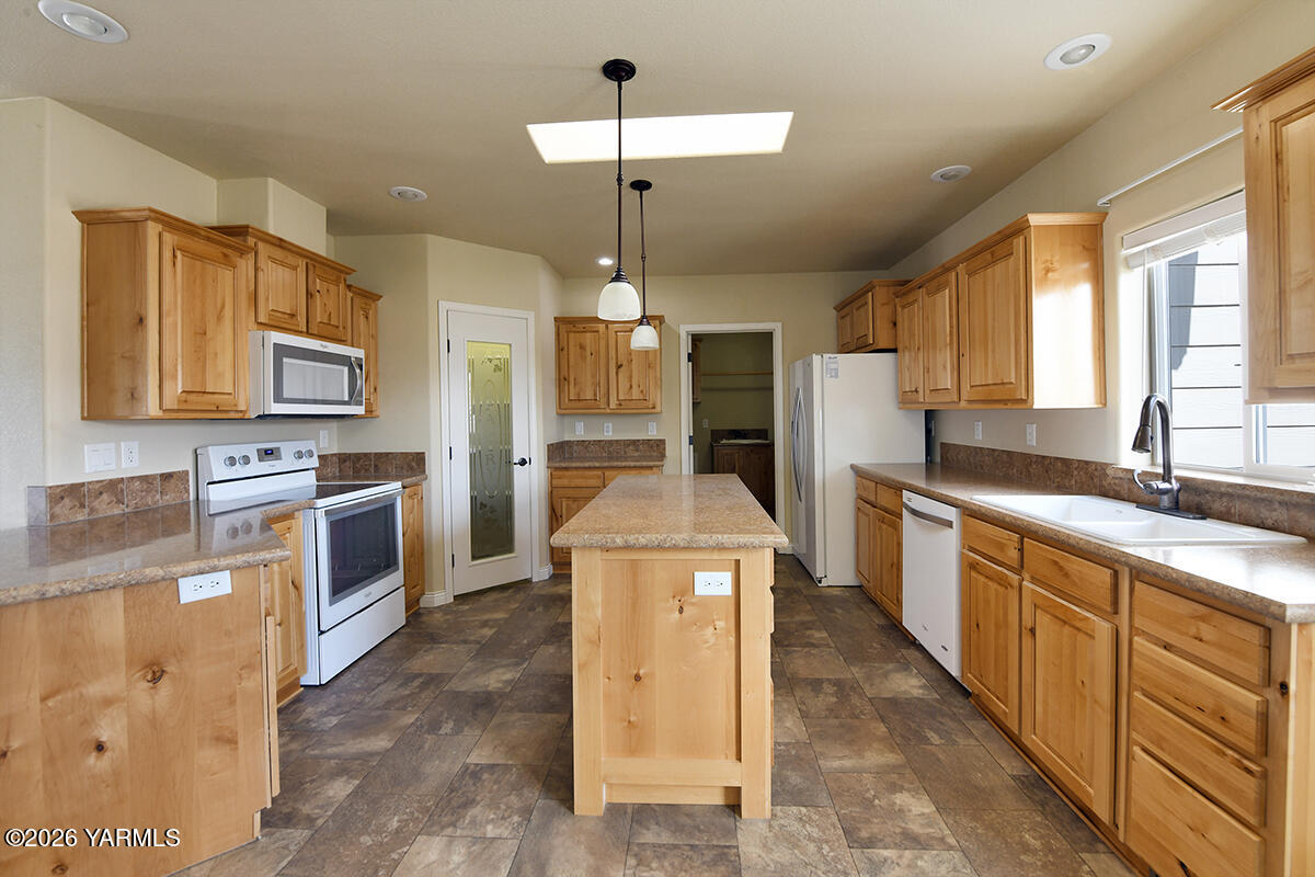 200 Bridle Way, Unit 284 Yakima, WA 98901 - Photo 5 of 16 DSC_7484