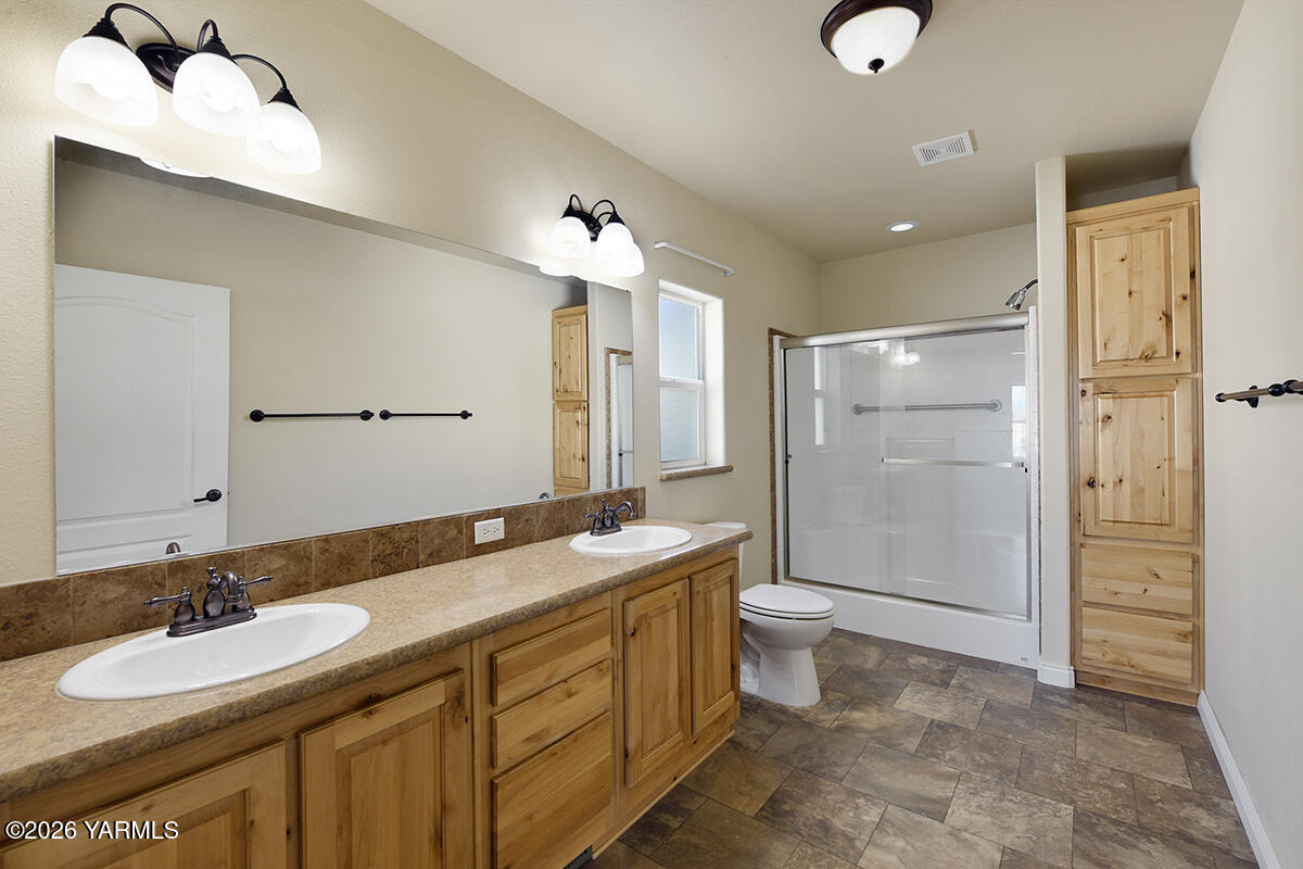 200 Bridle Way, Unit 284 Yakima, WA 98901 - Photo 7 of 16 DSC_7461