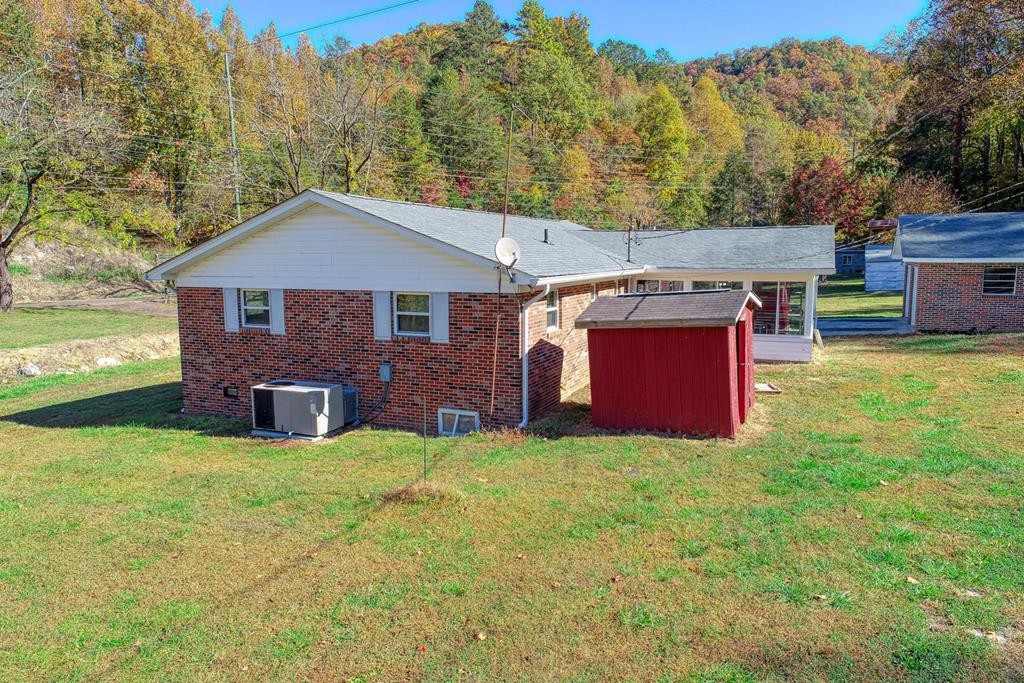 852 Wears Valley Road Townsend, TN 37882 - Photo 30 of 35 Gallery Image 30