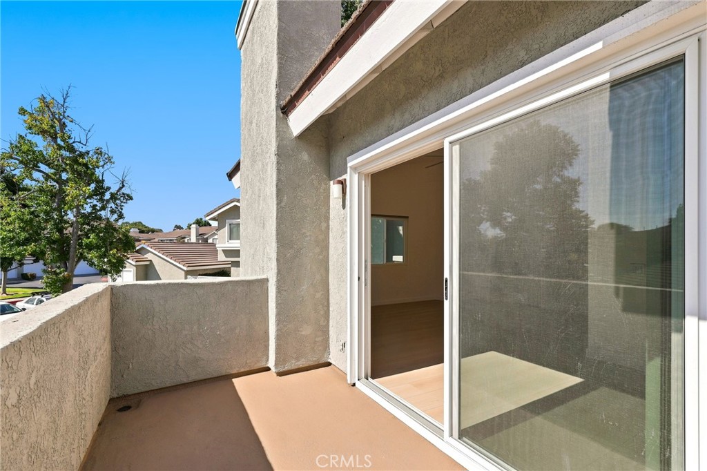 549 Springbrook North Irvine, CA 92614 - Photo 23 of 35 Gallery Image 23