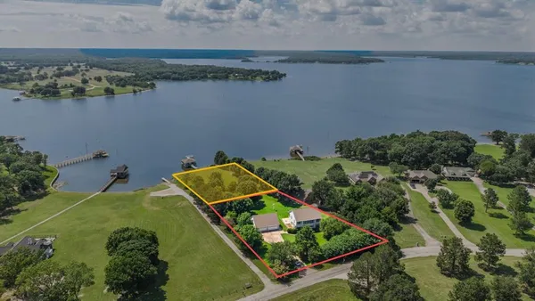 $749,000 | 777 County Road 3346, Emory, TX 75440