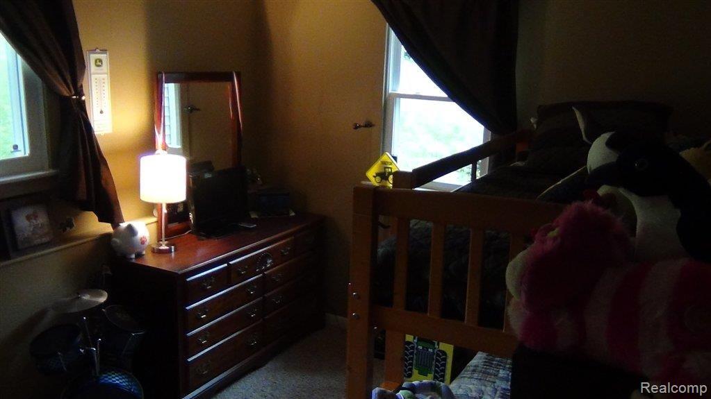 12290 White Lake Road Fenton, MI 48430 - Photo 3 of 24 DSC00680.JPG