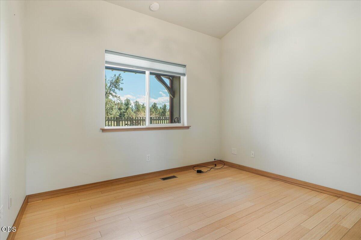 69175 Holmes Road Sisters, OR 97759 - Photo 19 of 46 Gallery Image 19