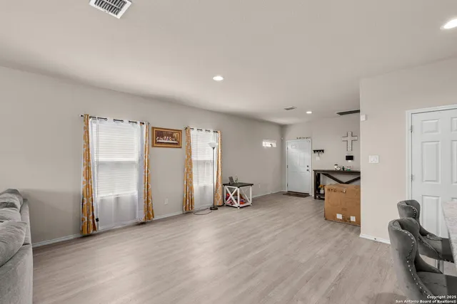 $234,000 | 10522 Ocean Oak, San Antonio, TX 78223