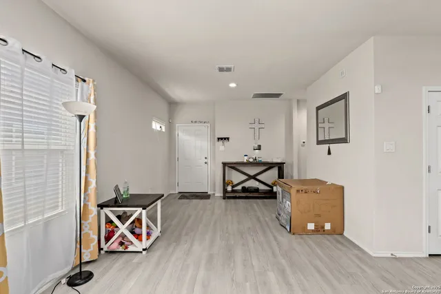 $234,000 | 10522 Ocean Oak, San Antonio, TX 78223