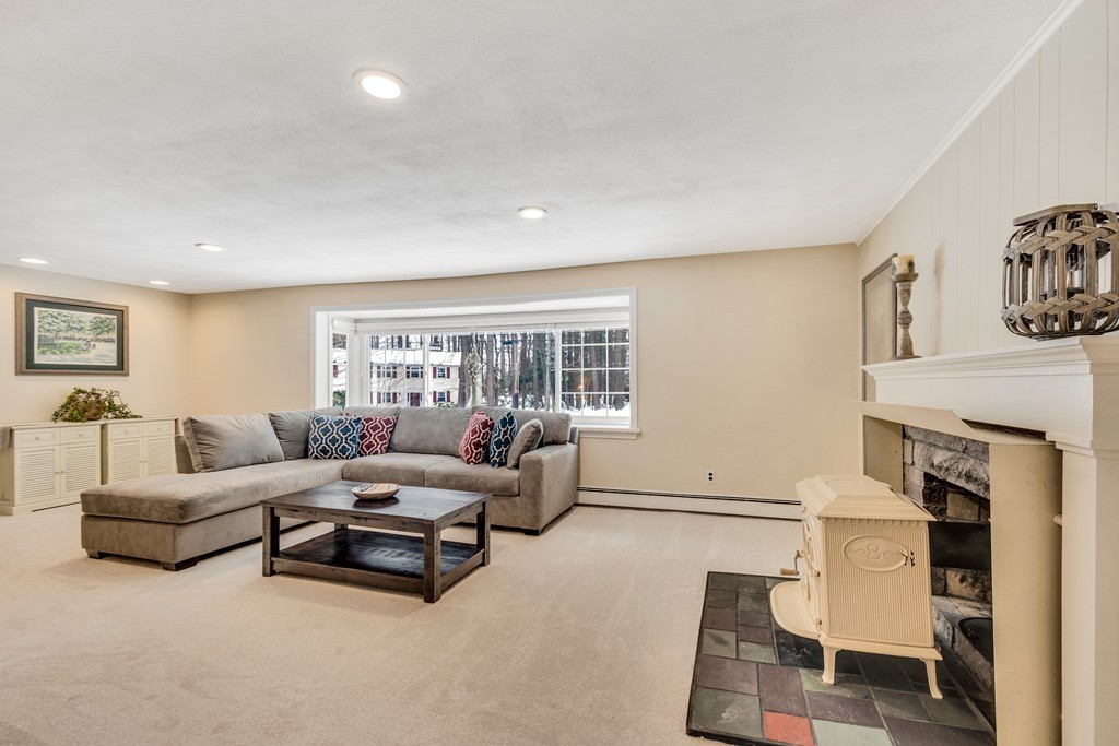 15 Smart Road Acton, MA 01720 - Photo 4 of 27 Gallery Image 4