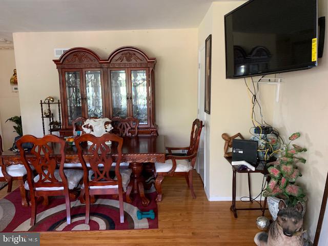 1087 Ruatan Street Silver Spring, MD 20903 - Photo 11 of 17 Gallery Image 11