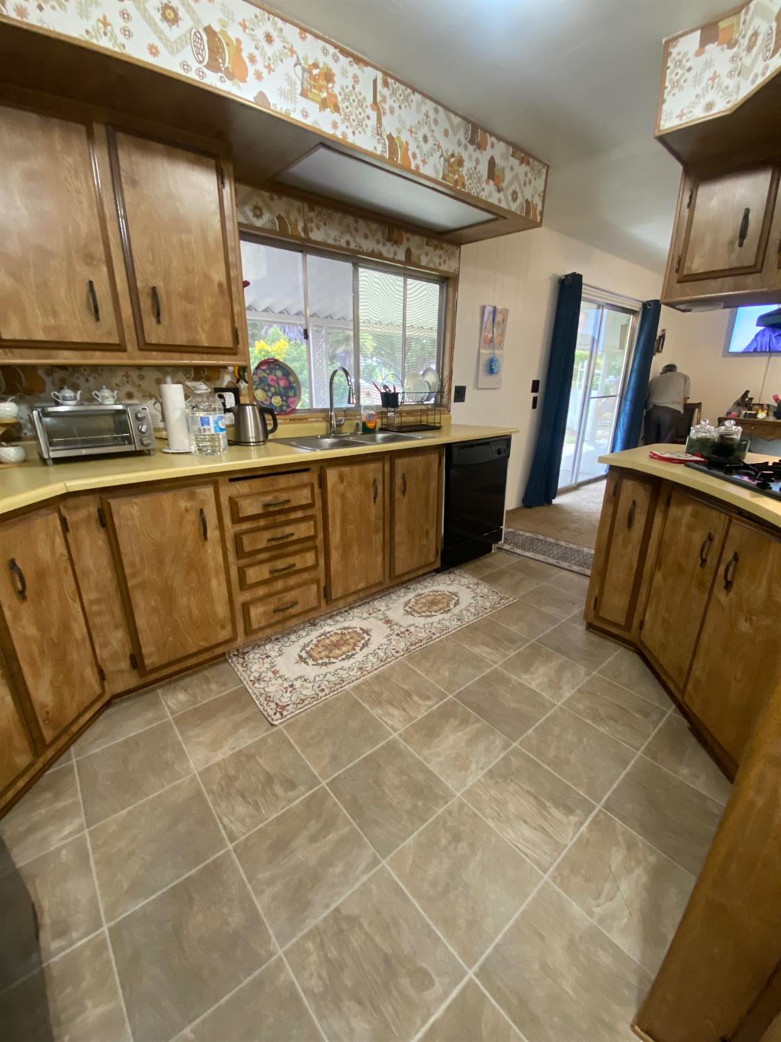 1300 West Olson Avenue, Unit 126 Reedley, CA 93654 - Photo 13 of 29
