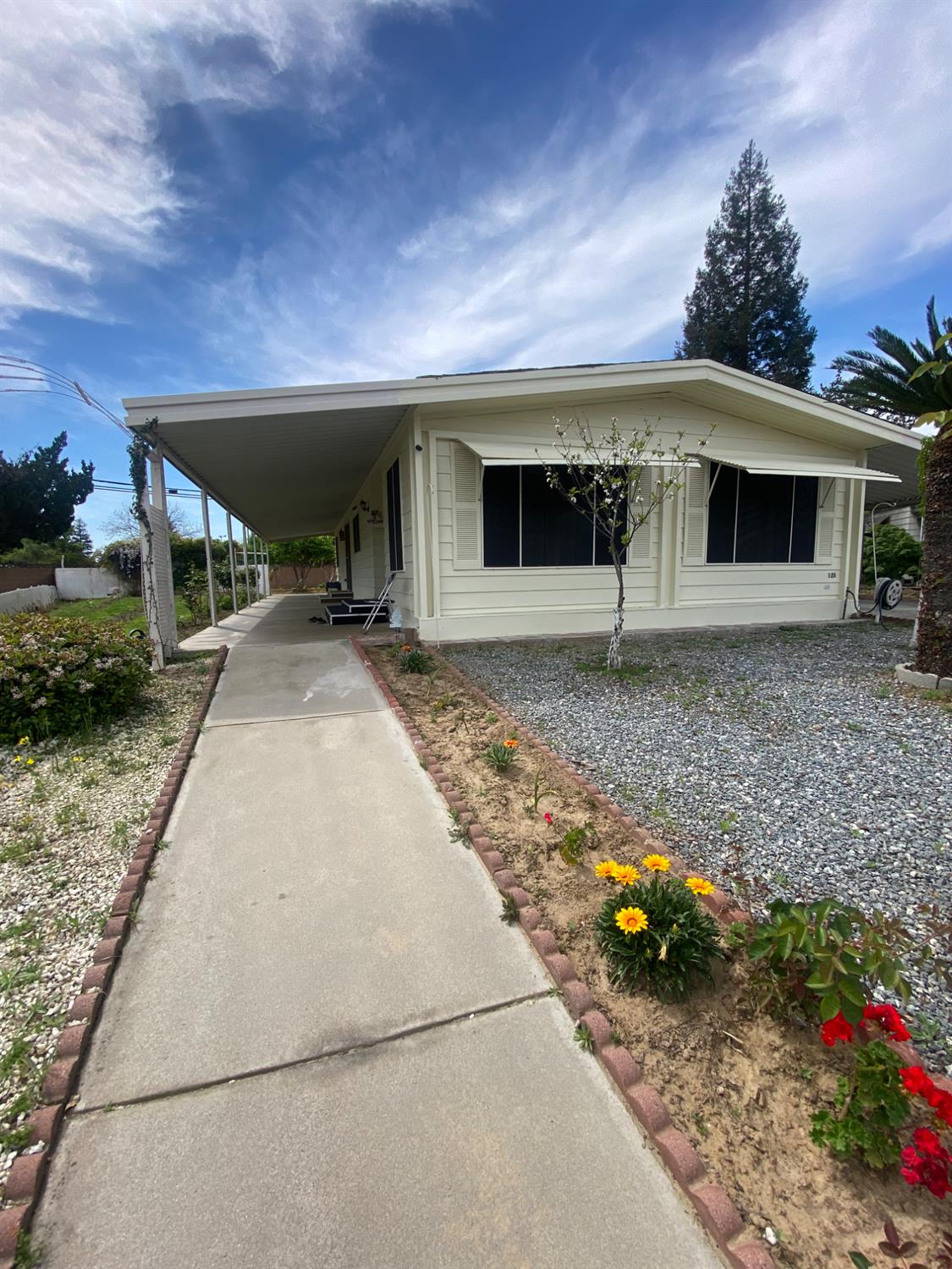 1300 West Olson Avenue, Unit 126 Reedley, CA 93654 - Photo 4 of 29