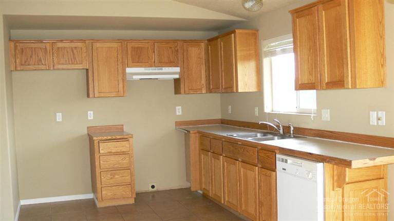 2253 Northeast Yellowpine Road Prineville, OR 97754 - Photo 3 of 16 Additional Photo