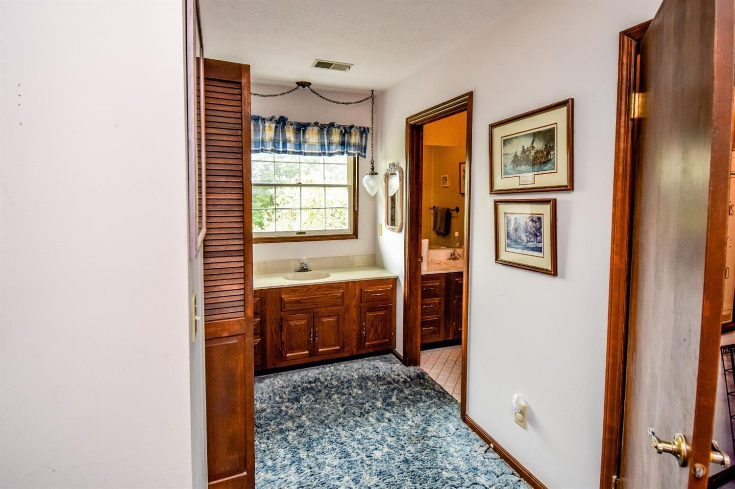 6313 West Fork Road Cincinnati, OH 45247 - Photo 17 of 31