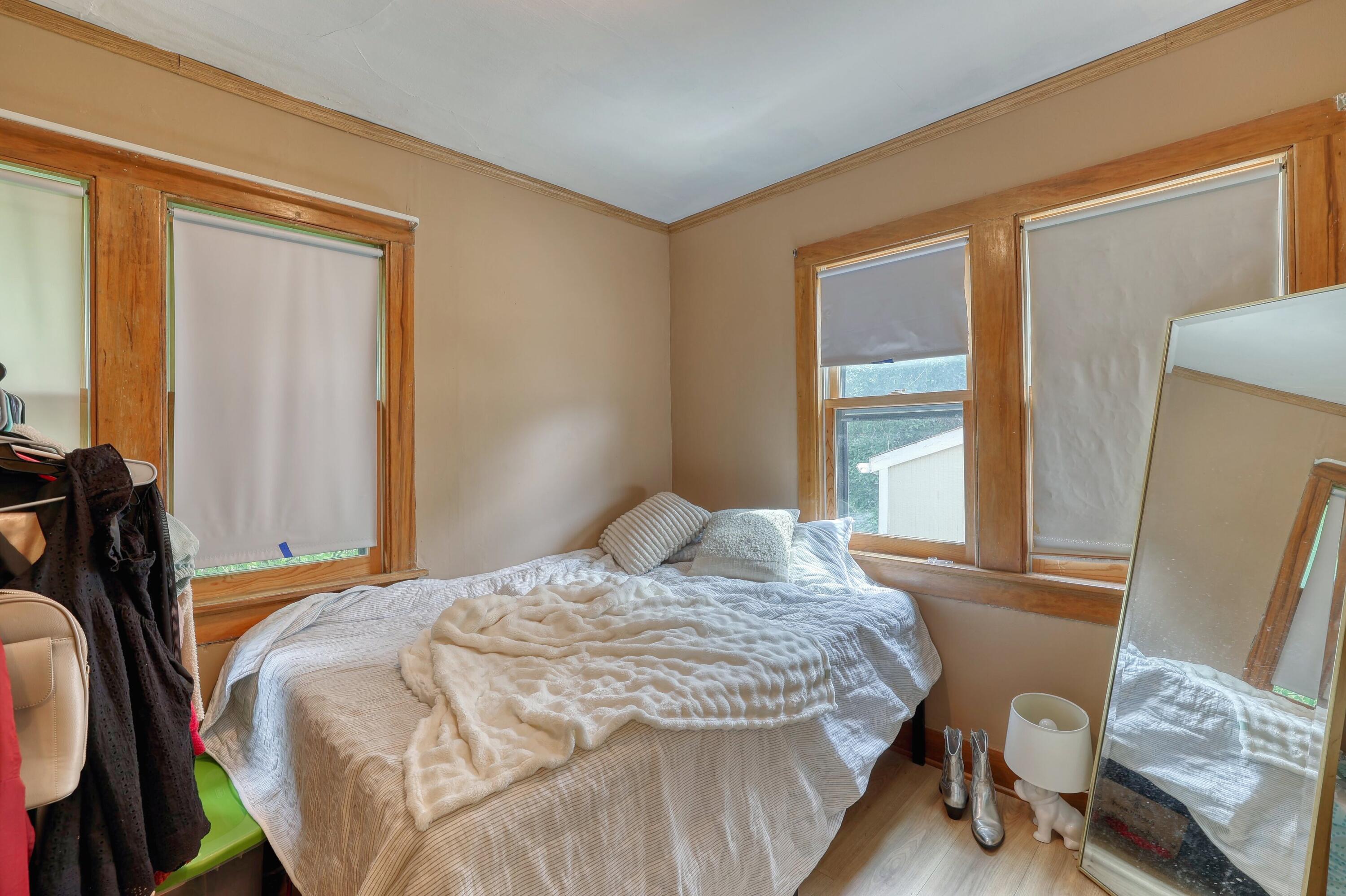 206 North 68th Street Milwaukee, WI 53213 - Photo 13 of 25 Bedroom 2 U1