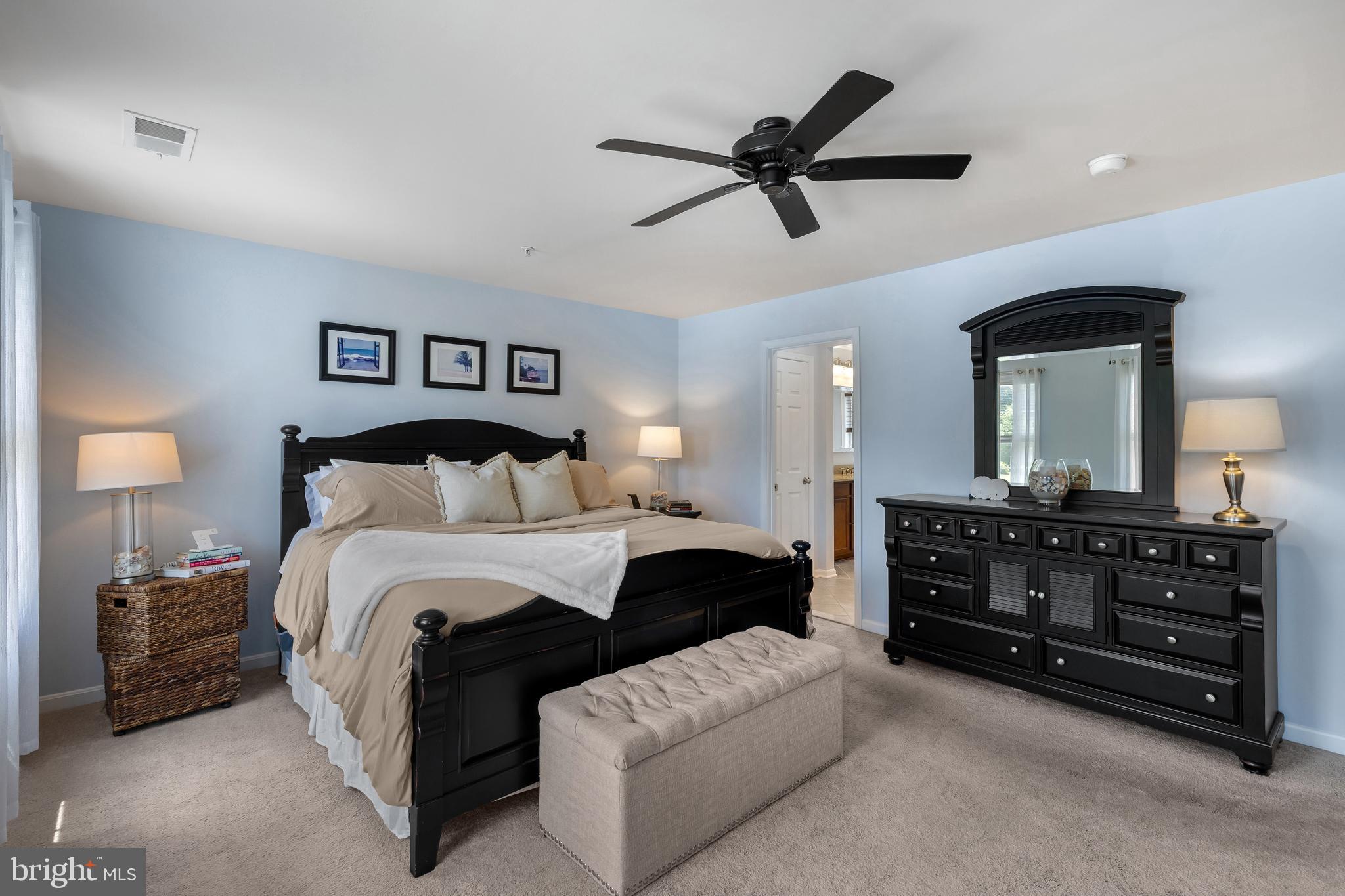 602 Laghman Court Odenton, MD 21113 - Photo 20 of 49 Primary Bedroom Suite