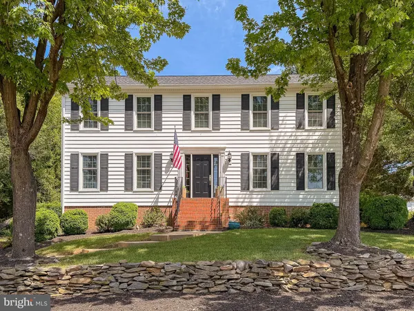 $590,000 | 10 North Pointe Drive, Fredericksburg, VA 22405