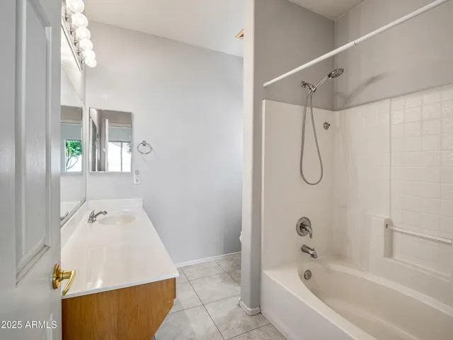 $415,000 | 950 South Tucana Lane, Gilbert, AZ 85296