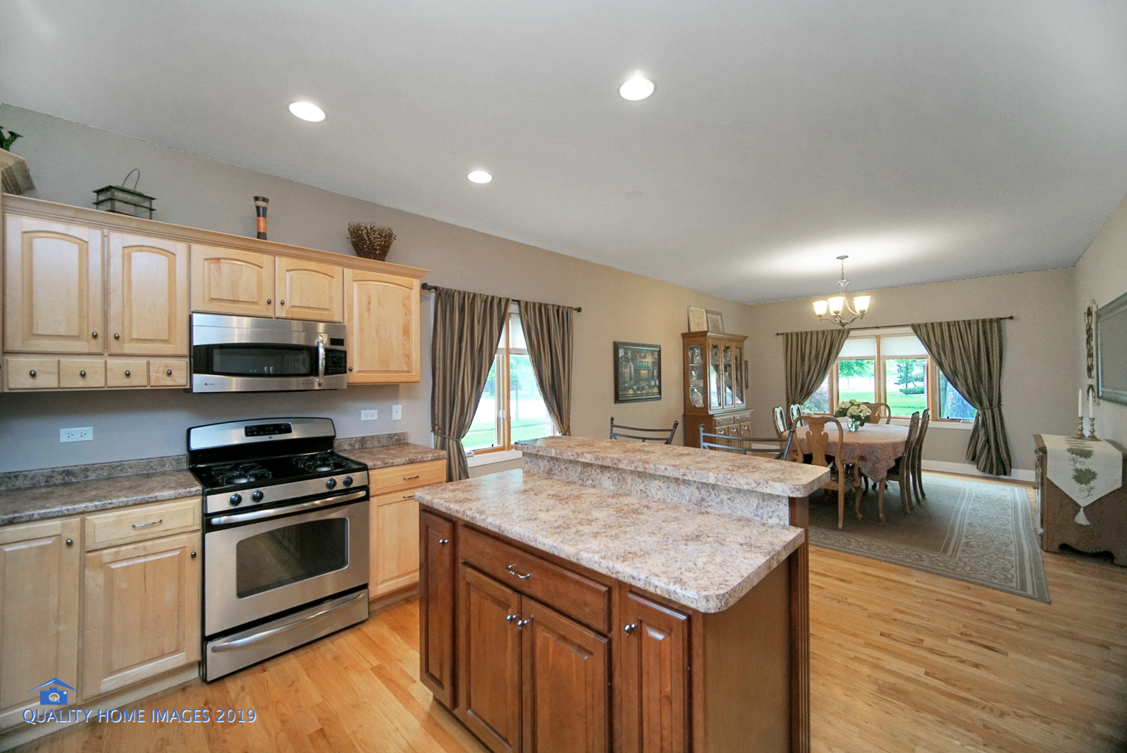 5843 108th Place Chicago Ridge, IL 60415 - Photo 12 of 27