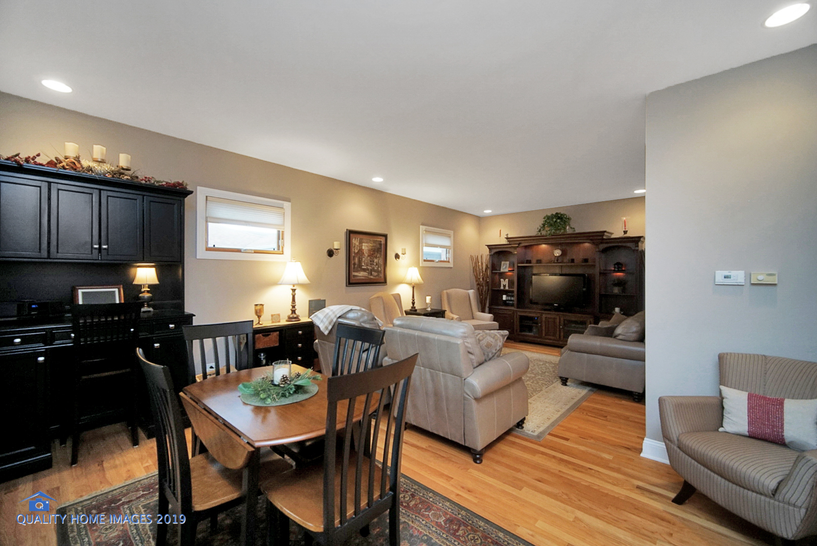 5843 108th Place Chicago Ridge, IL 60415 - Photo 9 of 27