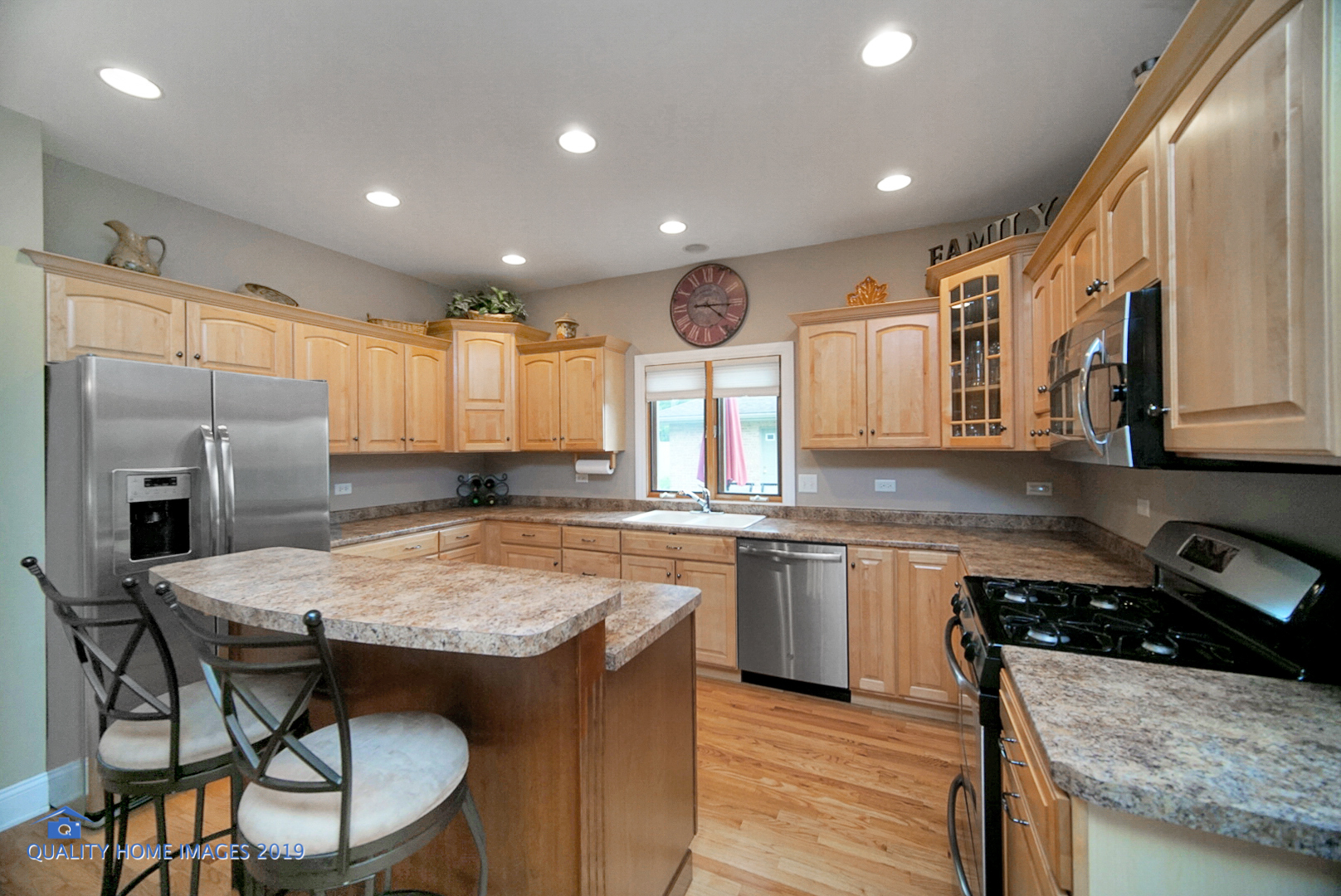 5843 108th Place Chicago Ridge, IL 60415 - Photo 10 of 27