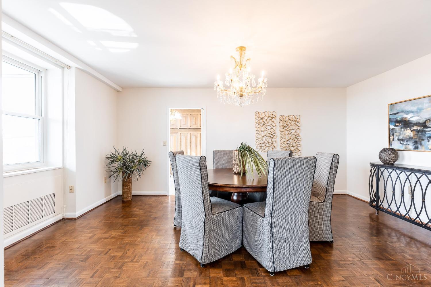 2444 Madison Road, Unit 1702 Cincinnati, OH 45208 - Photo 10 of 48